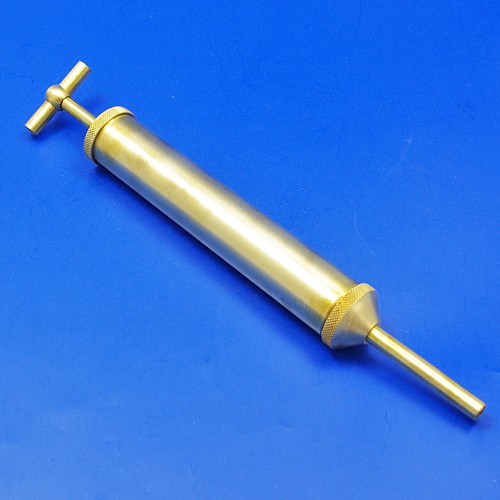 290: Brass oil syringe - Gun and Adaptor Ends - Greasers and Oilers ...